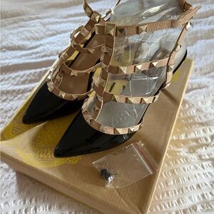 Mix No. 6 Black and Tan Studded Heels